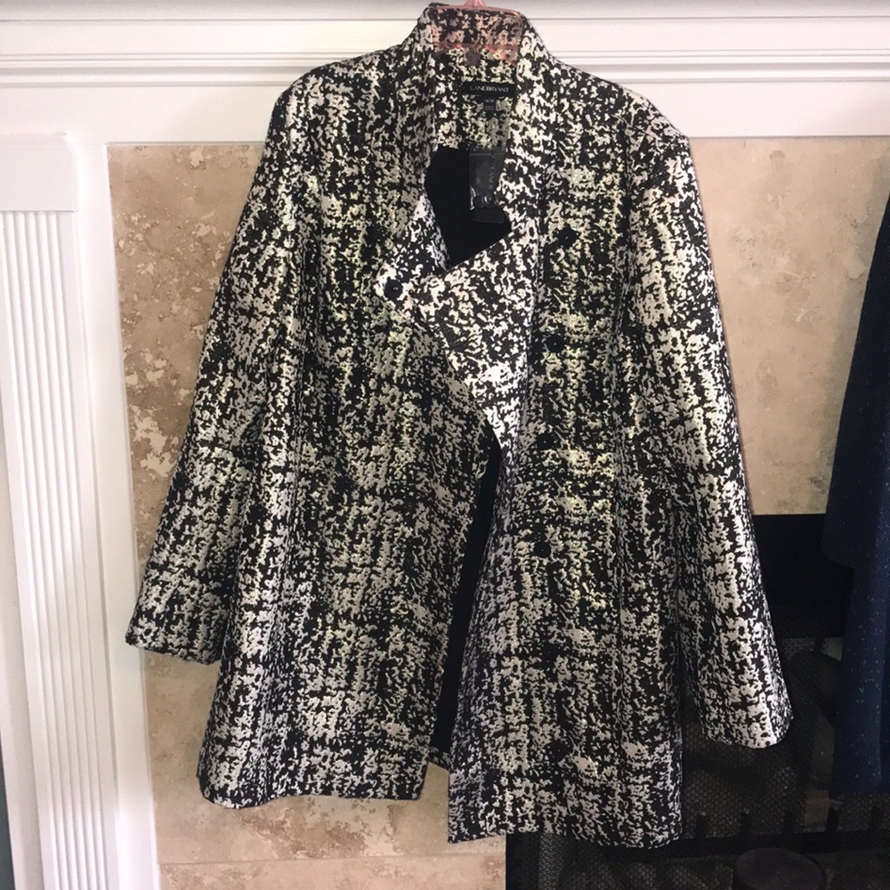 New with Tags! Lane Bryan coat!